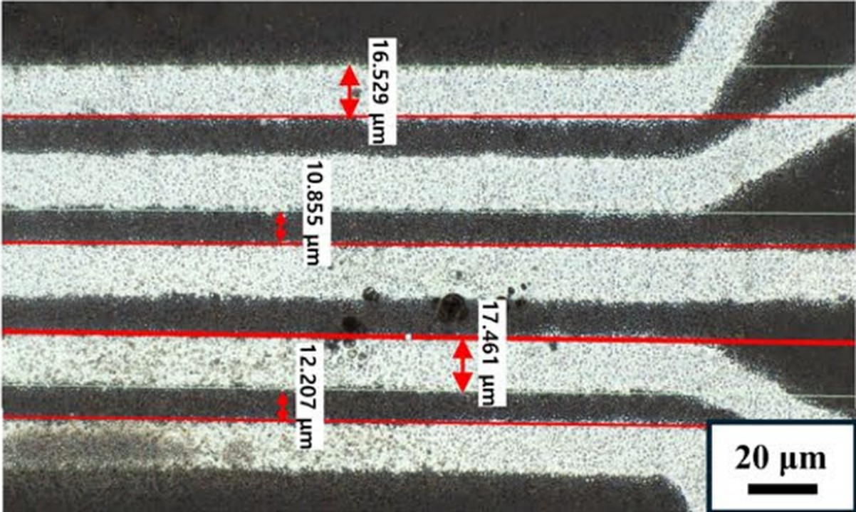 Printed lines and gaps at the 10 µm scale